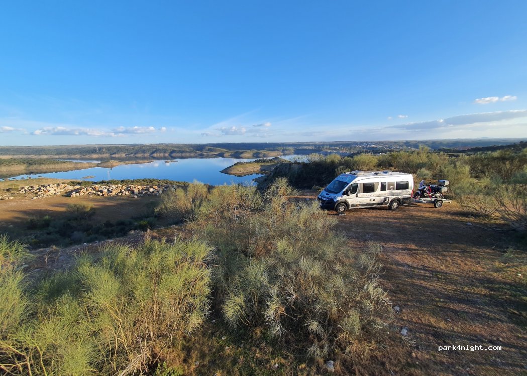(10990) Alcántara - Unnamed Road — foto