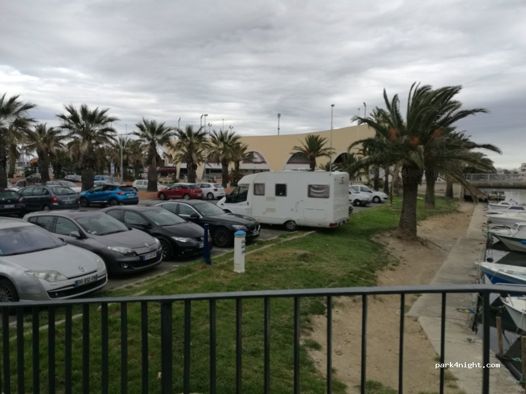 (34250) Palavas-les-Flots - 2 Place du Docteur Clément — foto