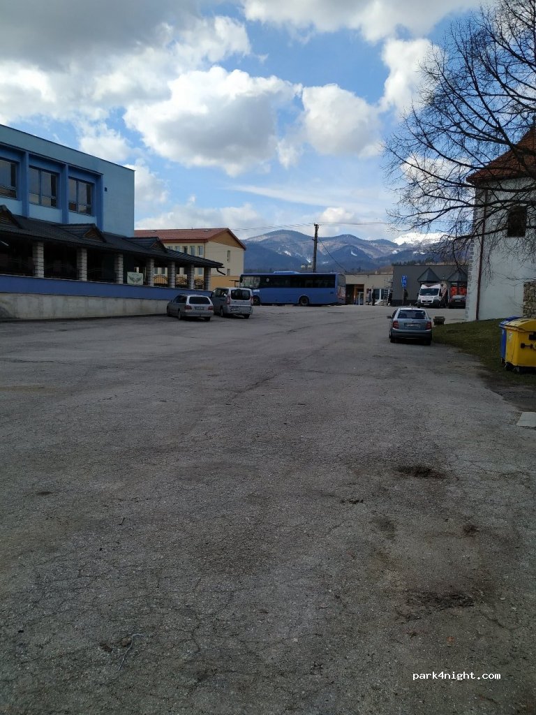 (038 53) Turany - 36 Osloboditeľov — foto
