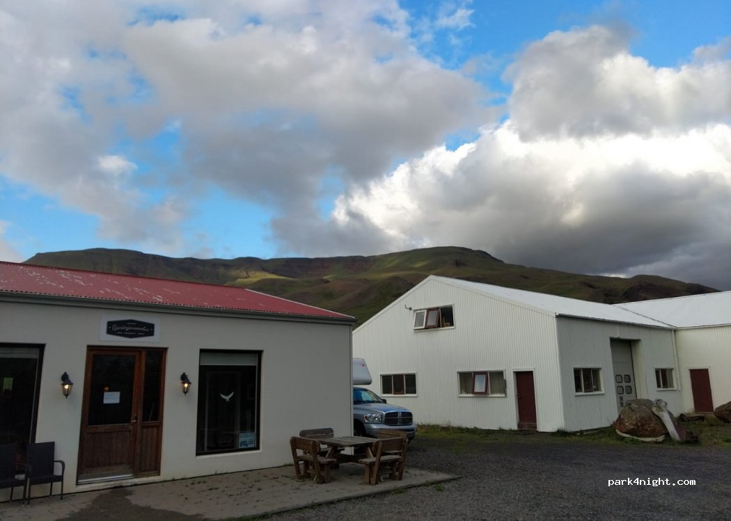Bjarteyjarsandur camping — foto
