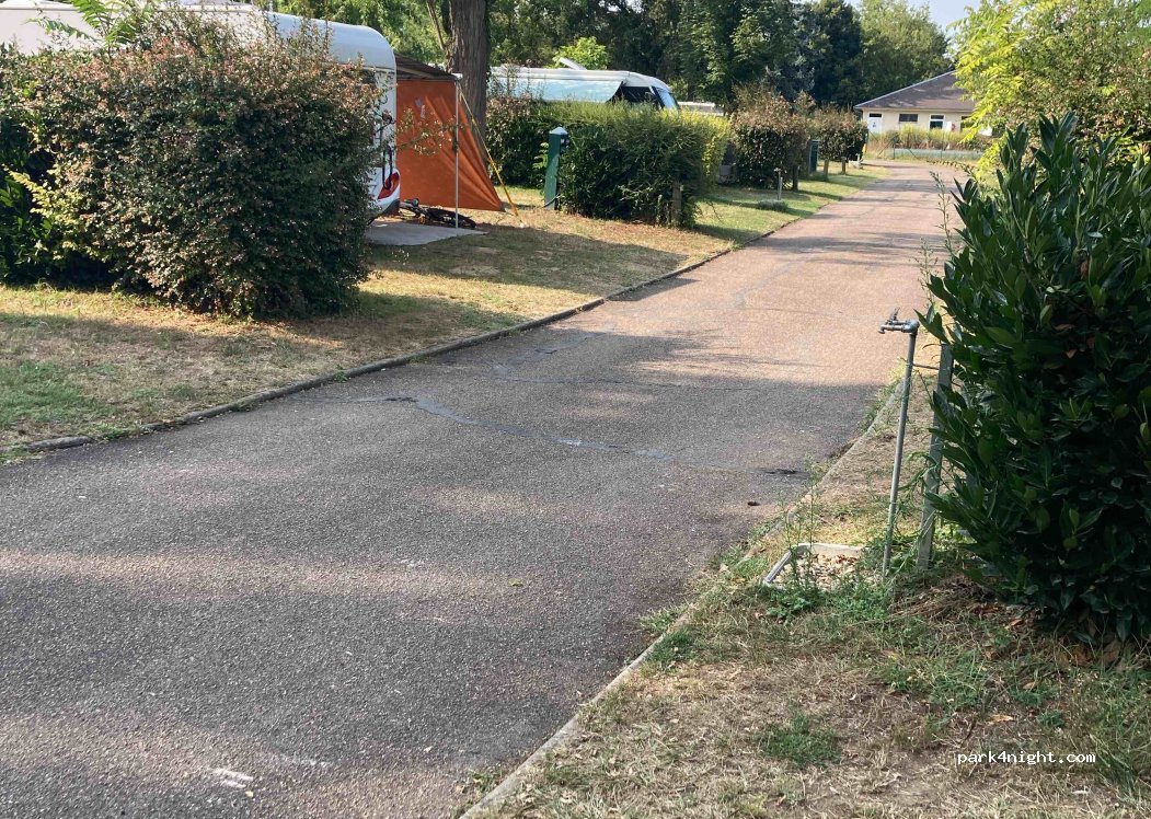 Camping municipal — foto 3
