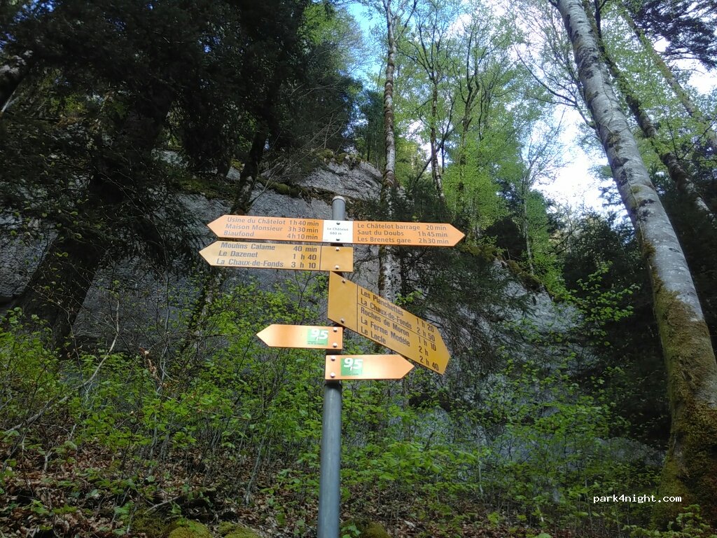 (2325) Les Planchettes - 5 Le Châtelot — foto 2
