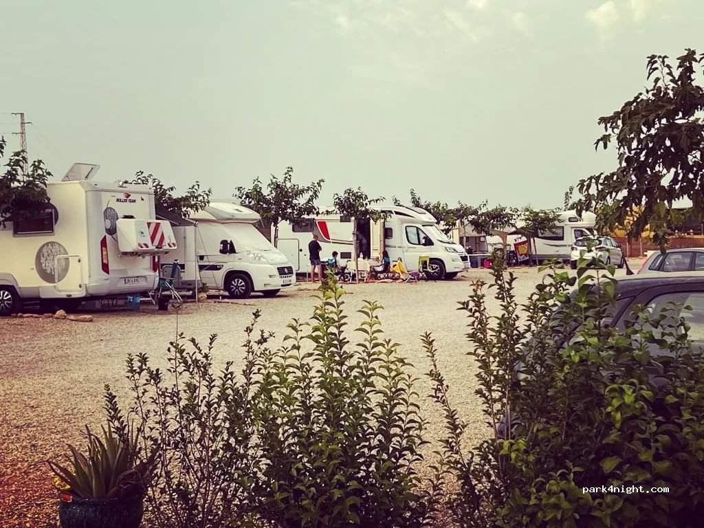Área autocaravanas Camper Park — foto