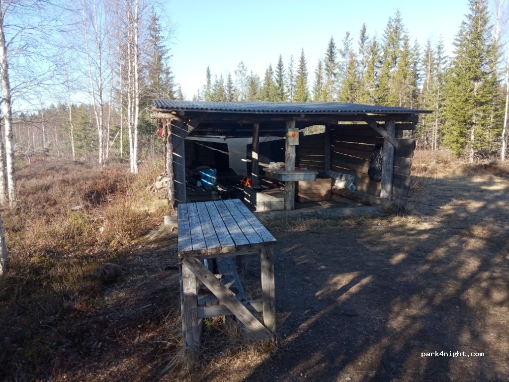 (680 60) Sysslebäck - 21 Tåsanvägen — foto