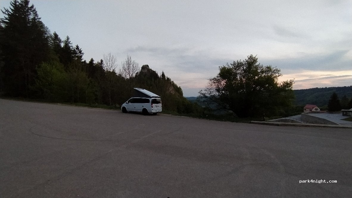 (018 52) Vršatské Podhradie - — foto