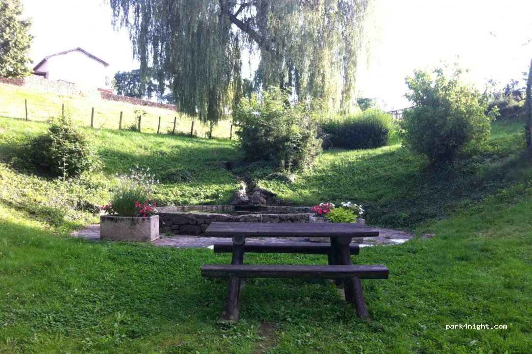 (69610) Haute-Rivoire - D71 — foto