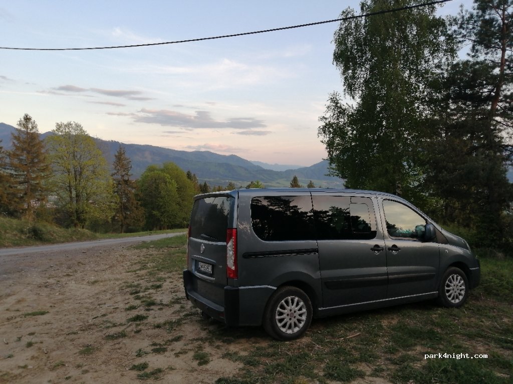 (013 03) Varín - Unnamed Road — foto 2