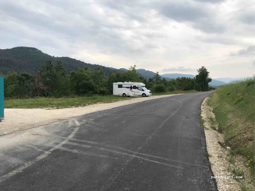 (26400) Piégros-la-Clastre - D164B — foto