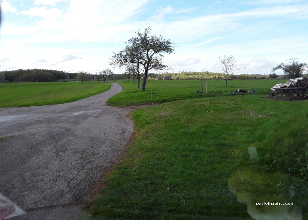 (67320) Eschbourg - Route de la Petite Pierre — foto 2