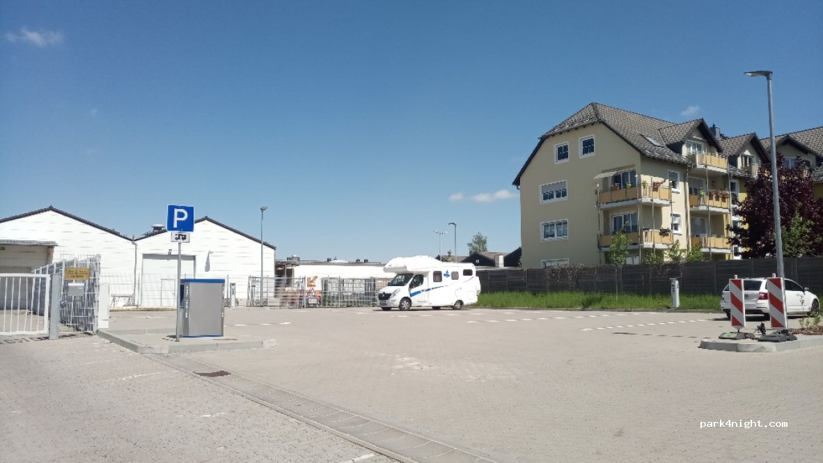 Wohnmobilstellplatz am Pöhlberg — foto