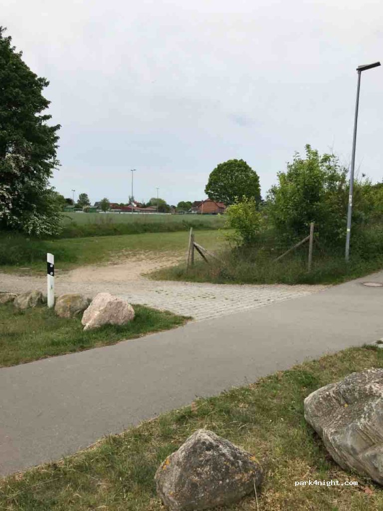(22967) Tremsbüttel - 17 Lasbeker Straße — foto 2