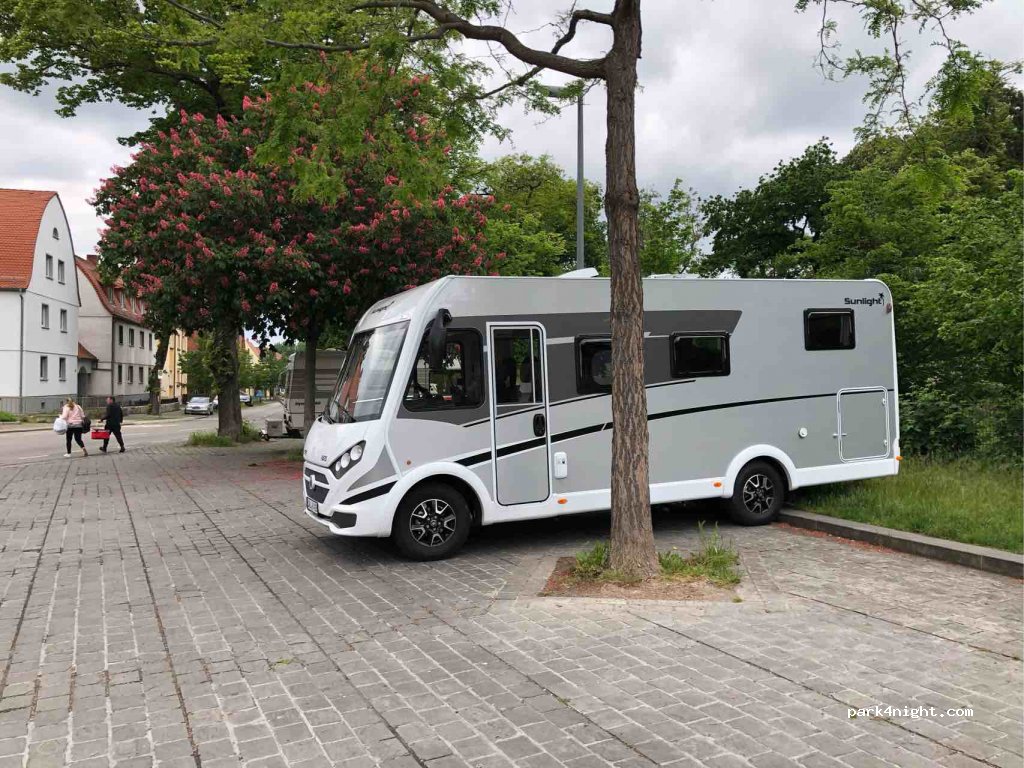 (06618) Naumburg (Saale) - 19 Lindenhof — foto