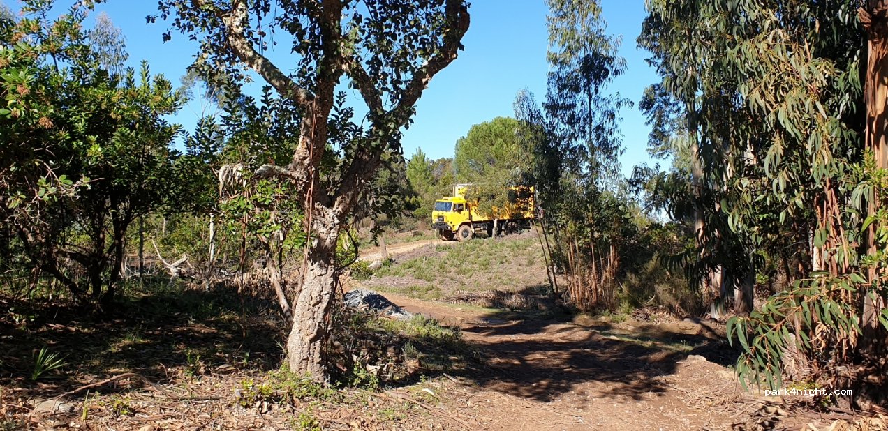 (7570) Santa Margarida da Serra - Unnamed Road — foto