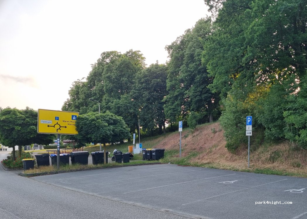 (17207) Röbel/Müritz - 2 Warener Chaussee — foto 4