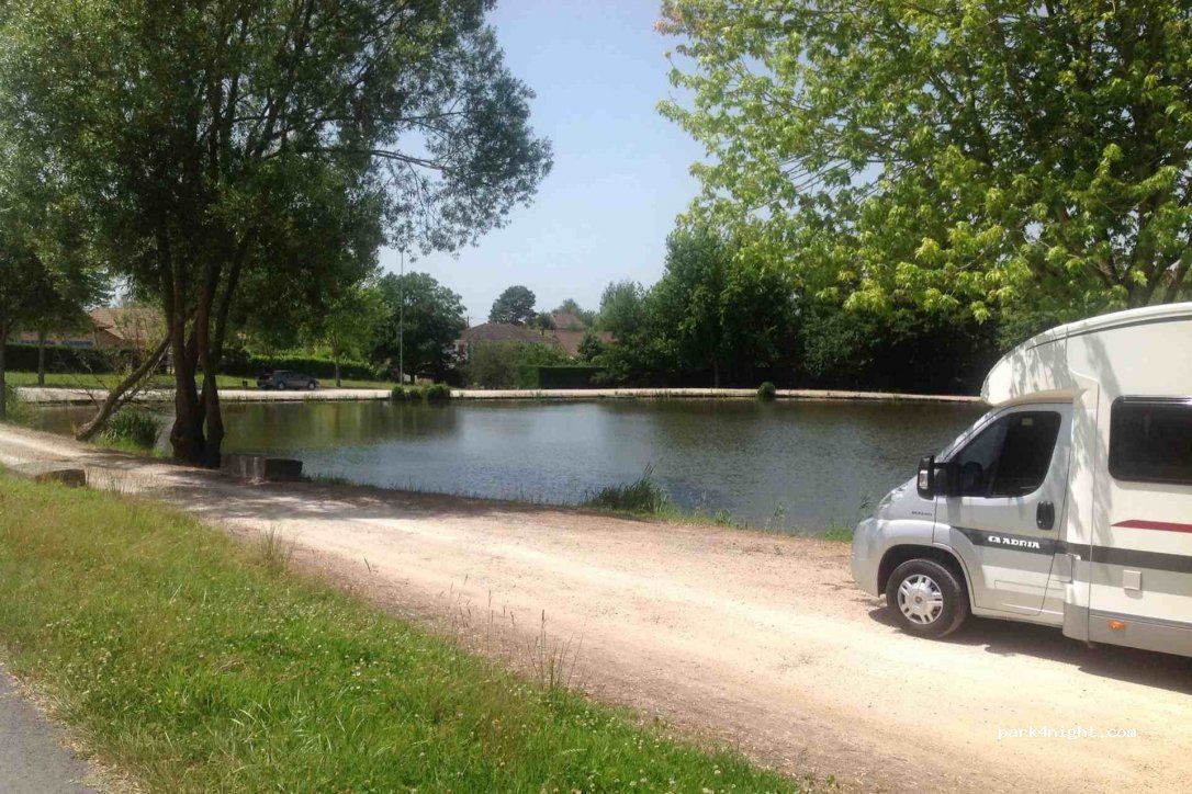 (71370) L'Abergement-Sainte-Colombe - Route d'Ouroux sur Saône — foto