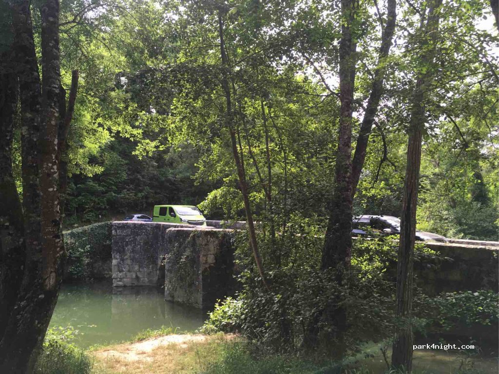 (24500) Eymet - Route du Stade — foto 4