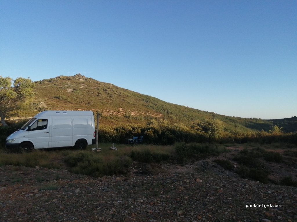 () Cañamero - Unnamed Road — foto