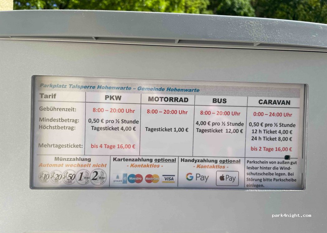 Wanderparkplatz an der Staumauer Hohenwarte — foto