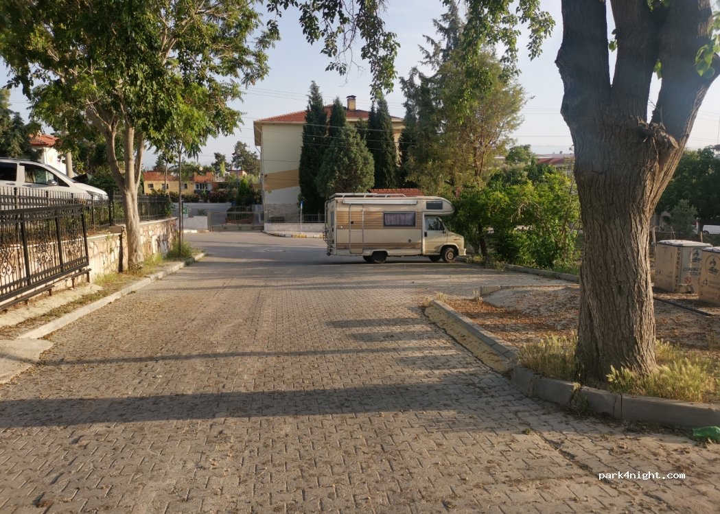 (20190)  - 27 Menderes Caddesi — foto 2