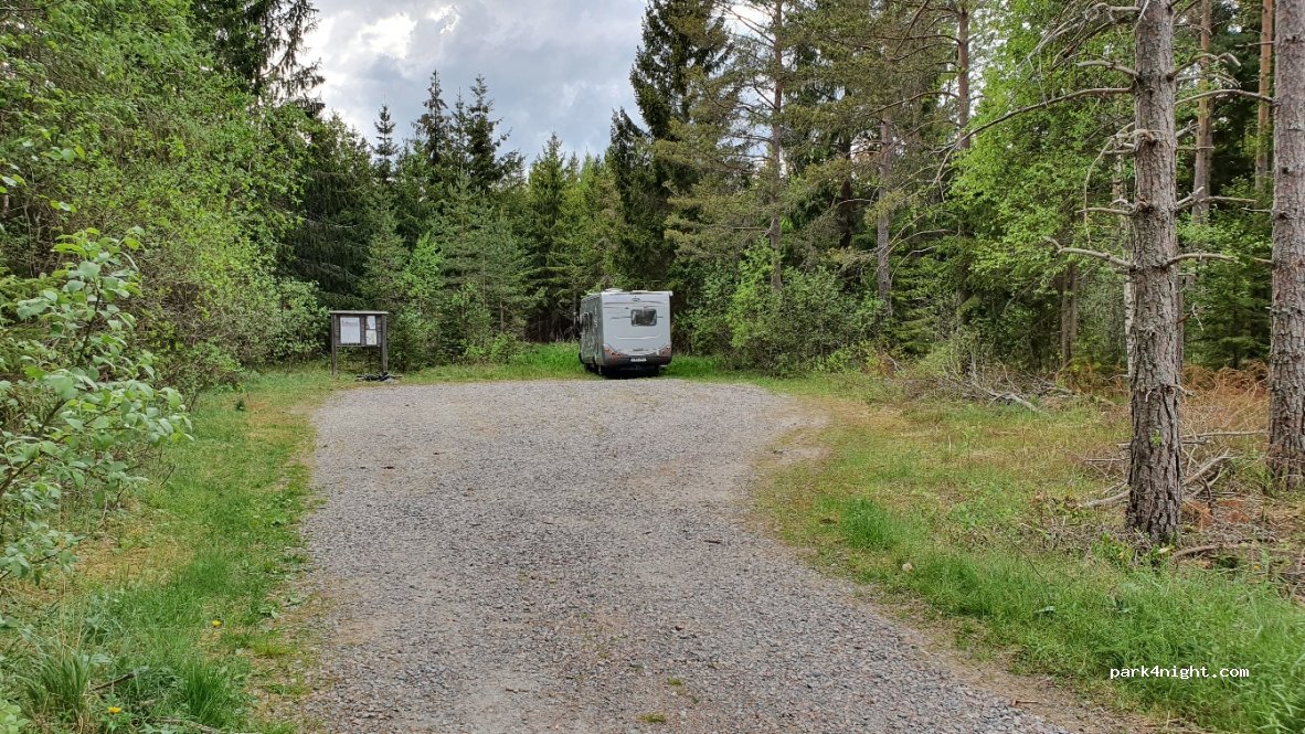 (744 97) Järlåsa - Unnamed Road — foto