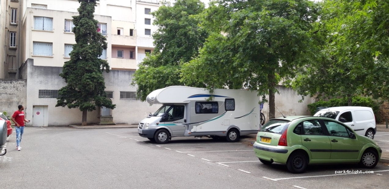 (26000) Valence - 19 Rue du Parc — foto