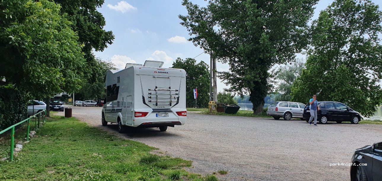 (21400) Bačka Palanka - 6 Šetalište Milana Janića — foto 3