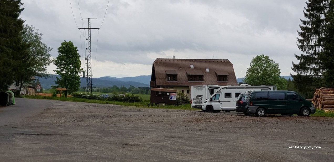 (385 01) Nové Hutě - Unnamed Road — foto
