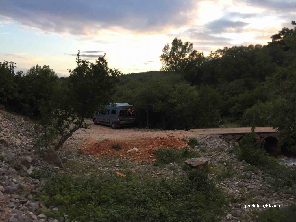 (23450) Muškovci - — foto
