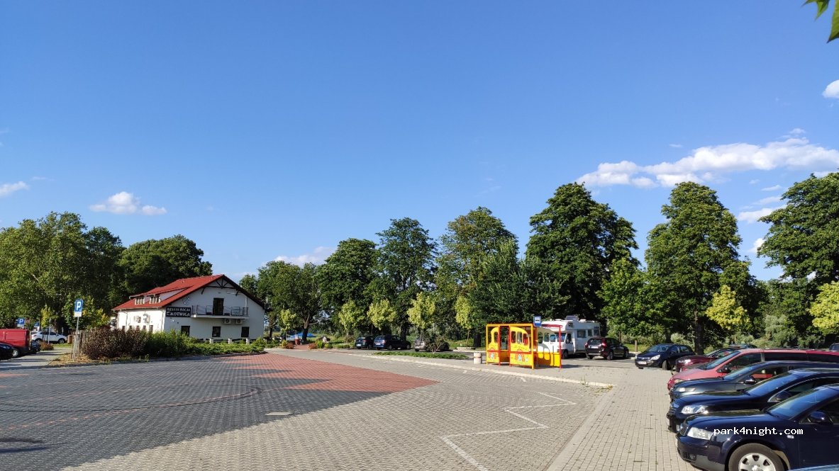 (67-100) Nowa Sól - 11 aleja Wolności — foto