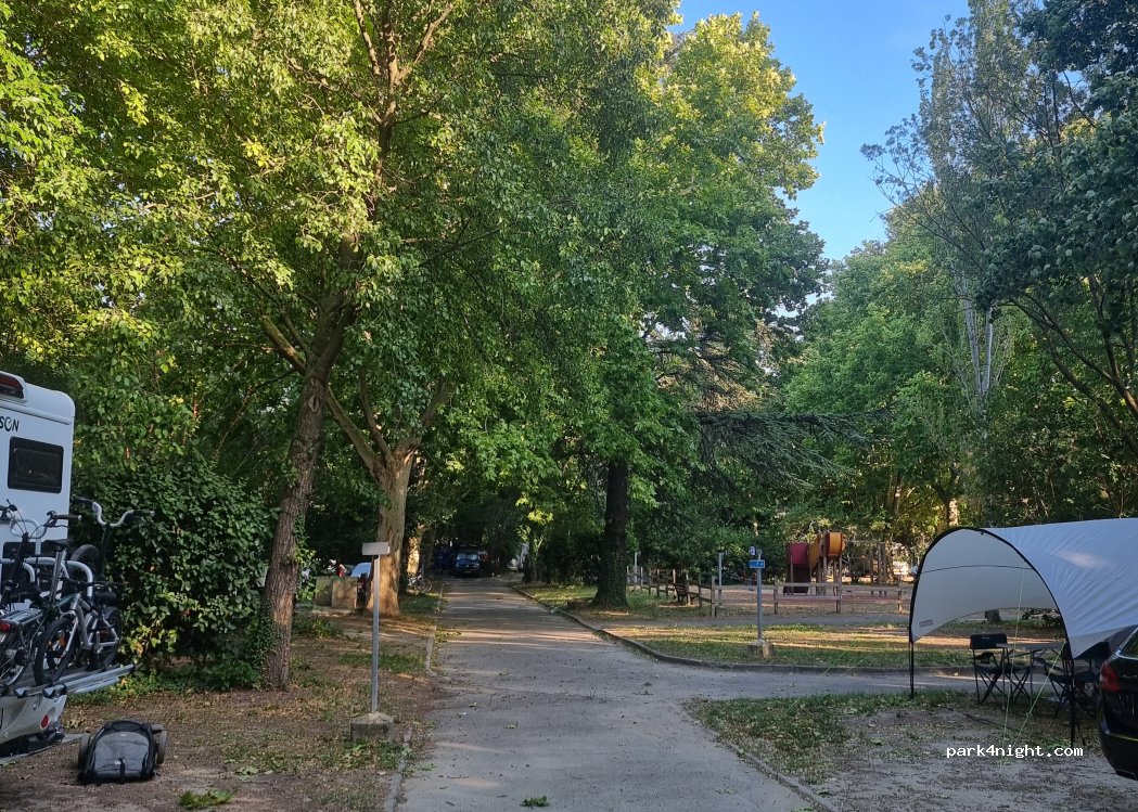 Camping du Pont d'Avignon — foto 4