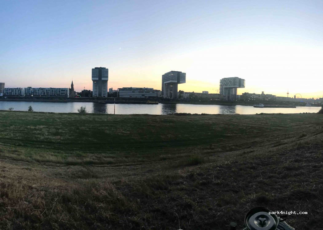 (50679) Köln - Alfred-Schütte-Allee — foto 4