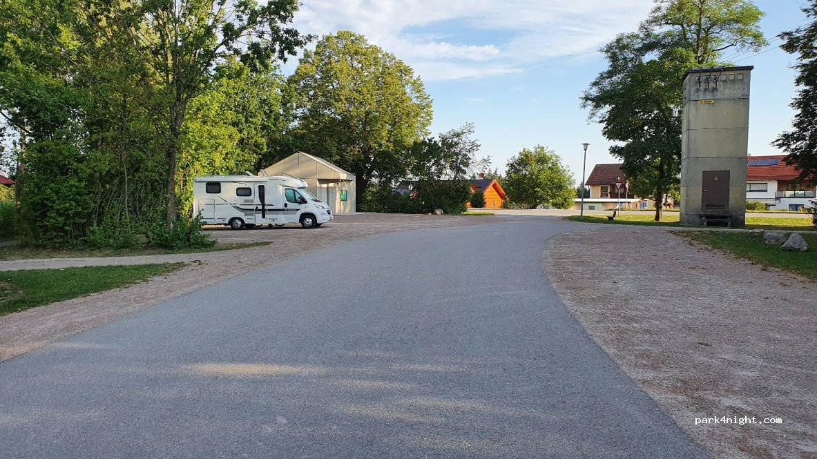 (93192) Wald - 2 Hochholzstraße — foto 2