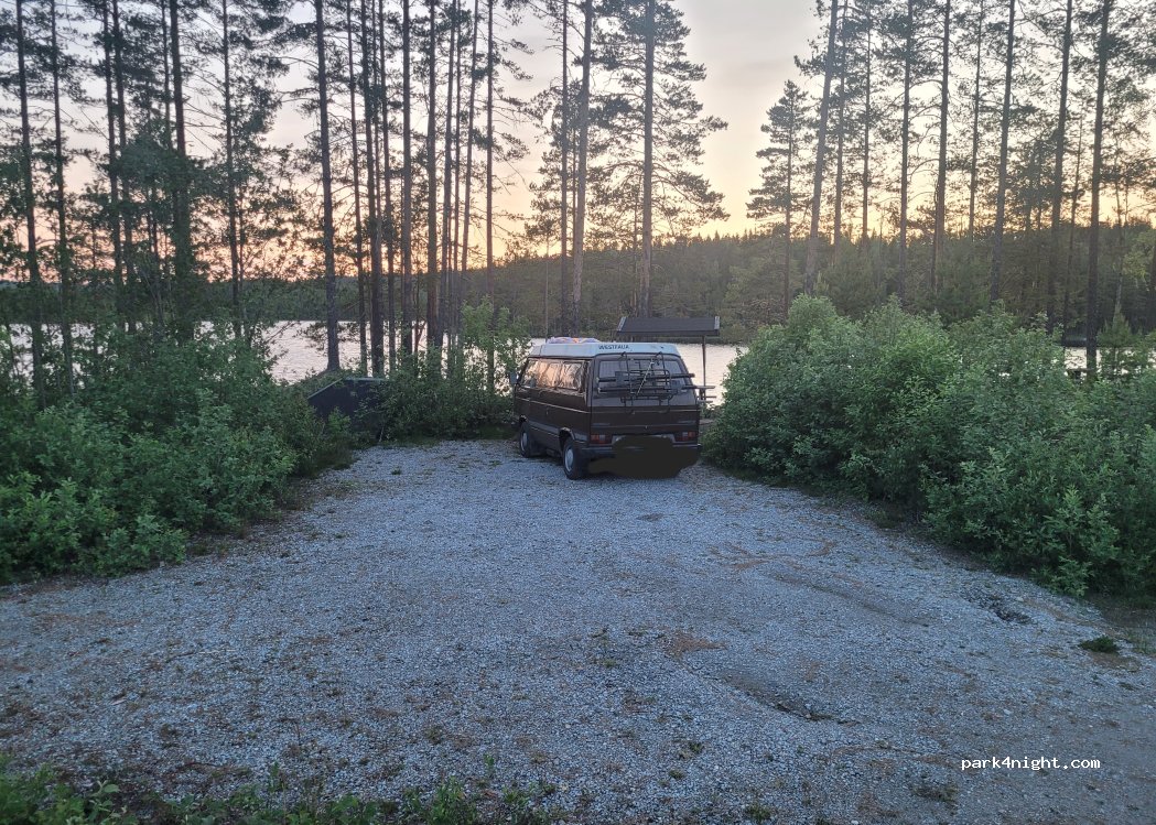 (860 13)  - 203 STORHULLSJÖN — foto 5