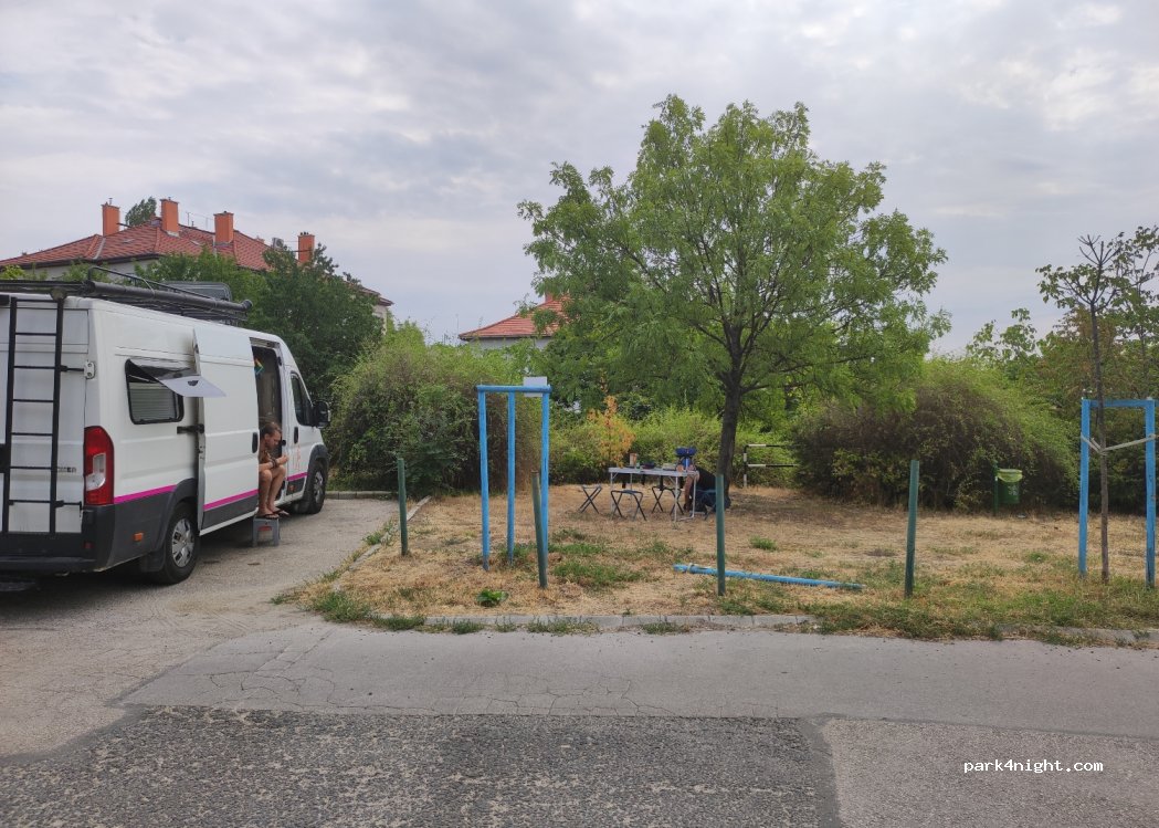 (1118) Budapest - 17 Alsóhegy utca — foto 2