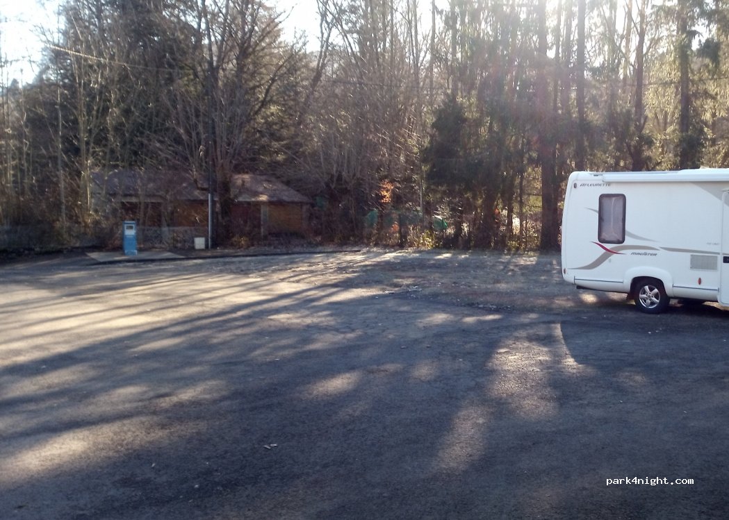Aire de camping-car La Bourboule — foto 2