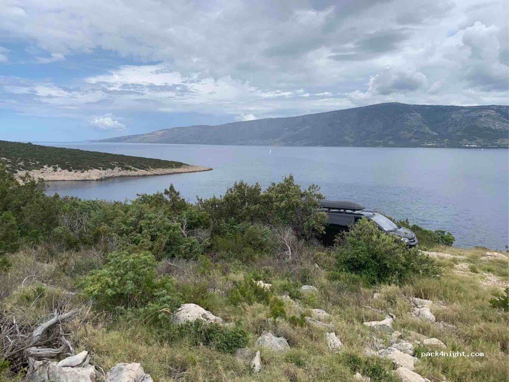 (21460) Stari Grad - Unnamed Road — foto