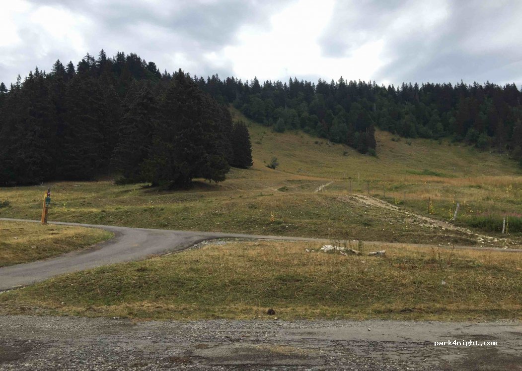 (38880) Autrans - Unnamed Road — foto