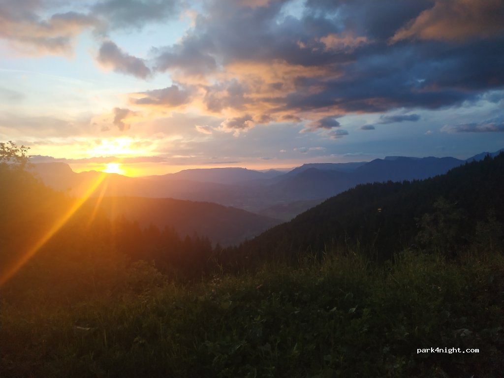 (38580) Allevard - D109 — foto
