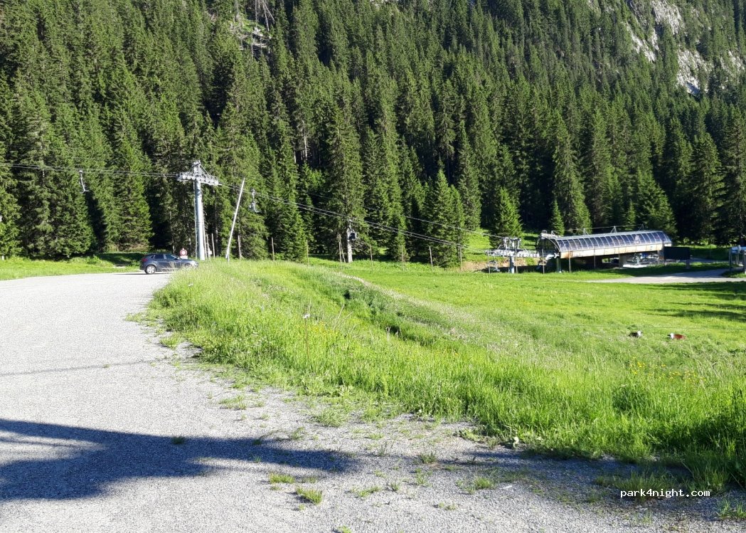 (74300) Arâches-la-Frasse - Route de Flaine — foto