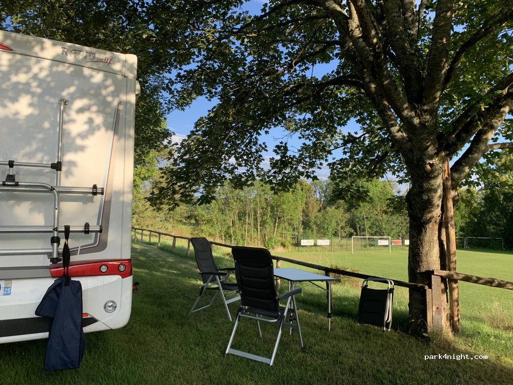CAMPING DE LA VALLEE DE L'AUBE — foto