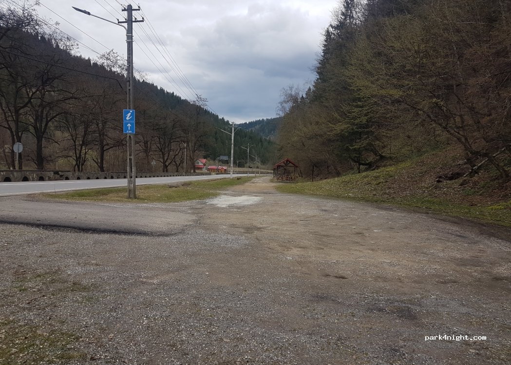 () Izvoru Muntelui - DN15 — foto