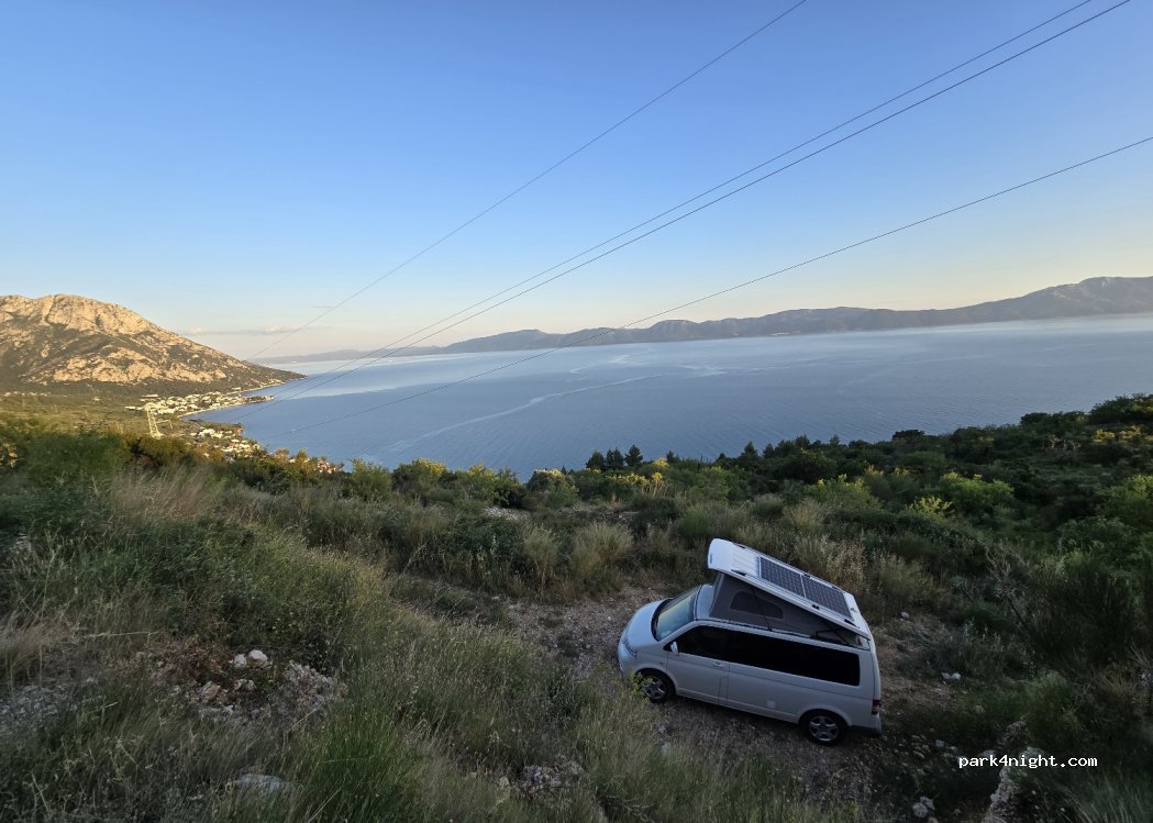 (21335) Podaca - Unnamed Road — foto 3