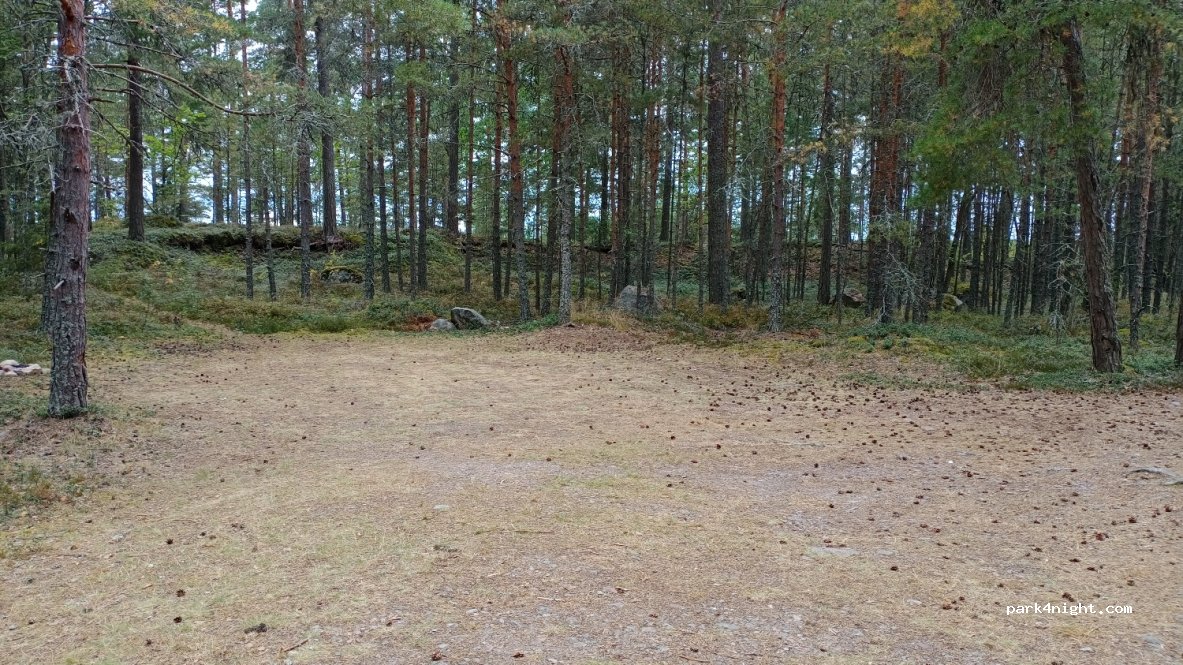 (810 40)  - 109-101 Övägen — foto