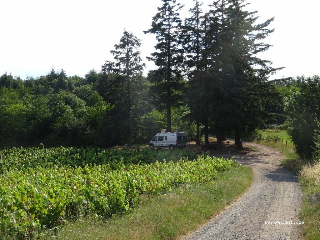 (69820) Fleurie - Unnamed Road — foto 2