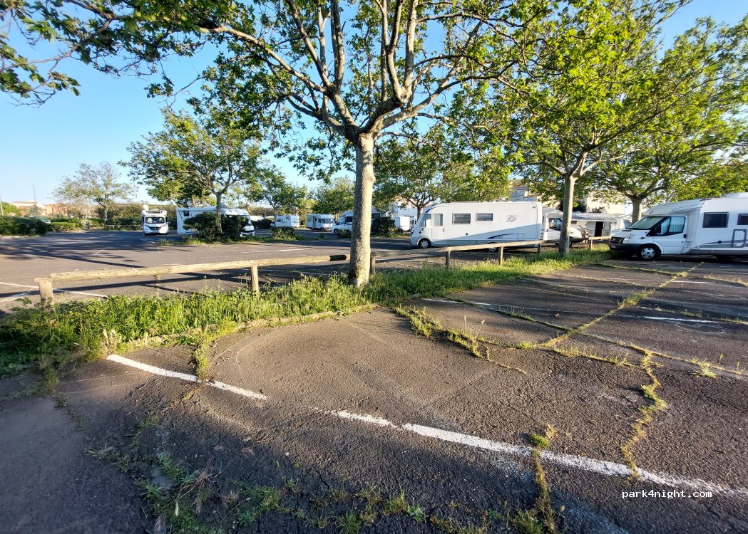 (34300) Agde - Rue du Gouverneur — foto 5