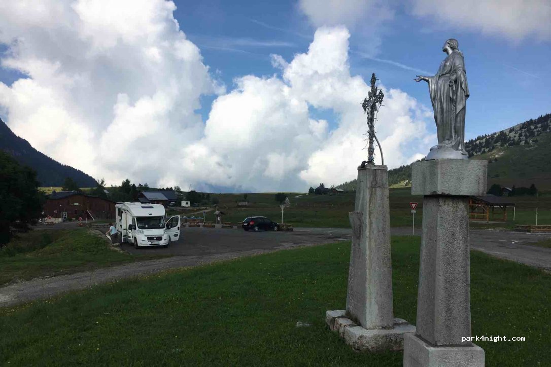 (74130) Brizon, Haute-Savoie - Route de Solaison — foto