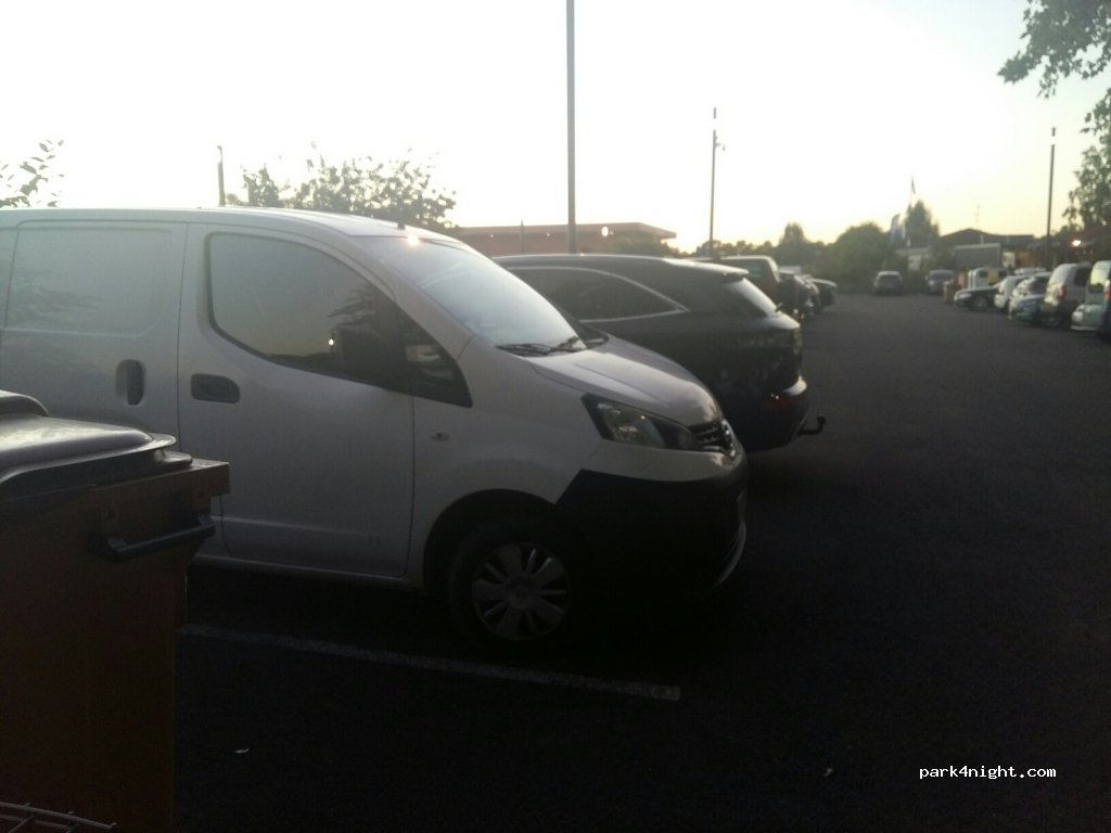 (71000) Mâcon - 375 Rue Alain Colas — foto