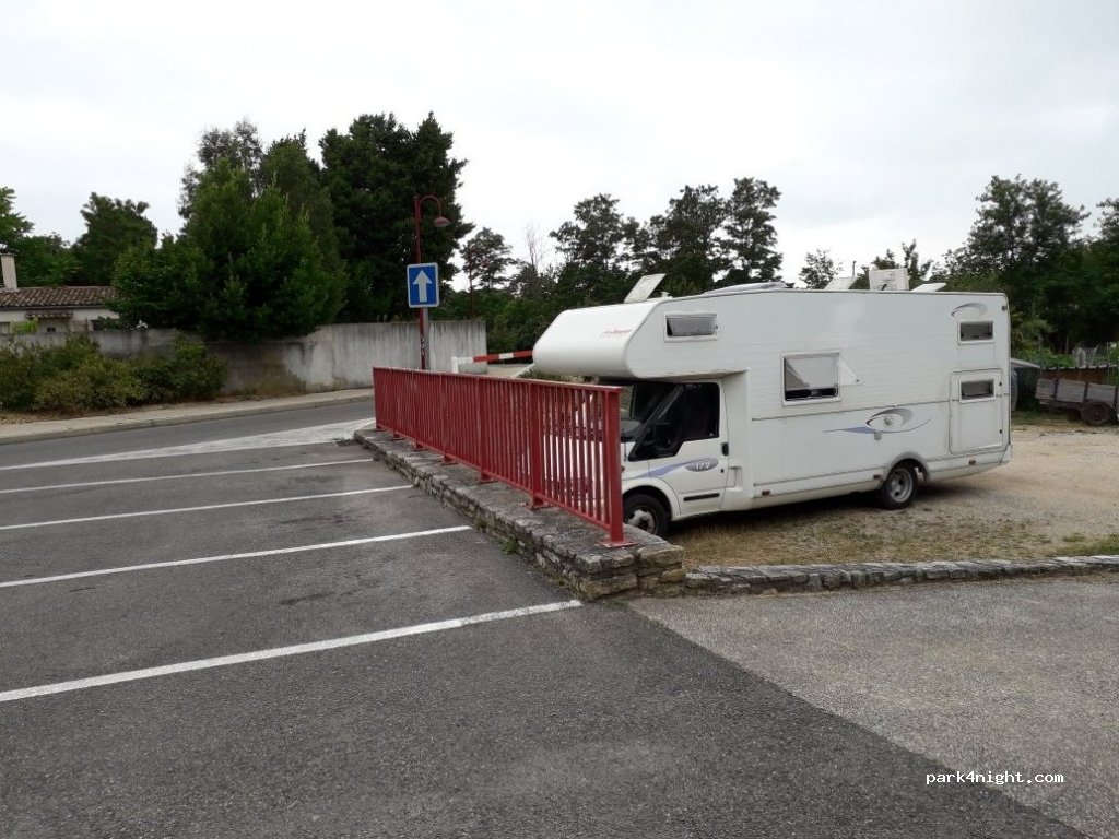 (30340) Salindres - 76A Rue Henri Merle — foto