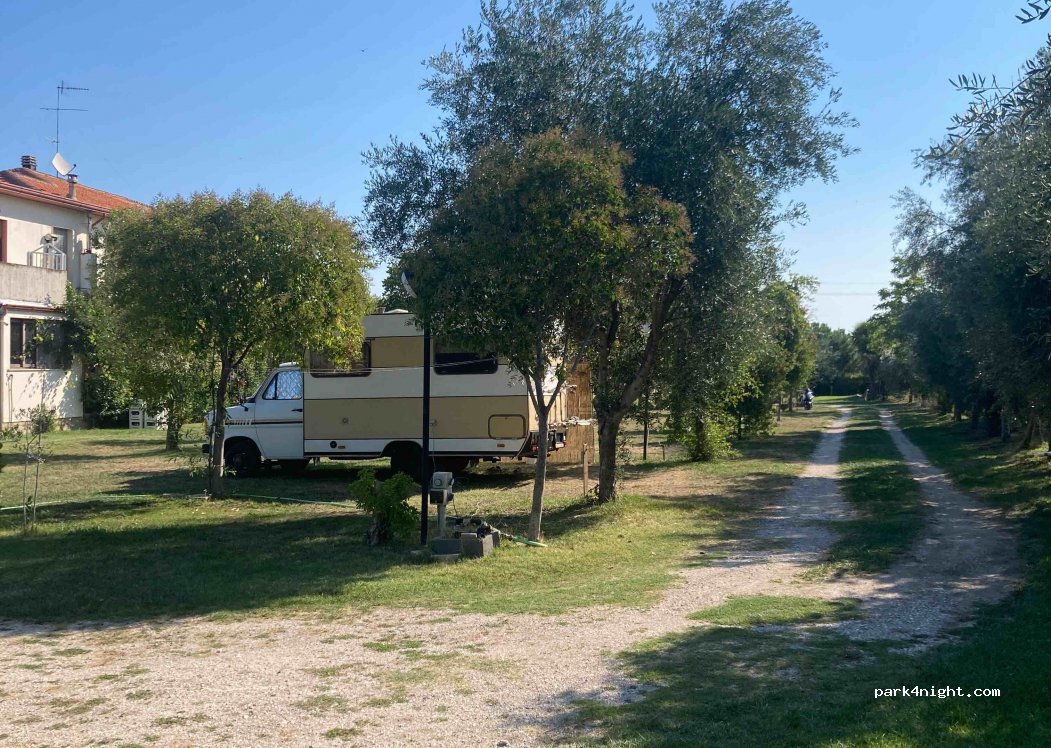 Area Sosta Camper Romeo — foto 2
