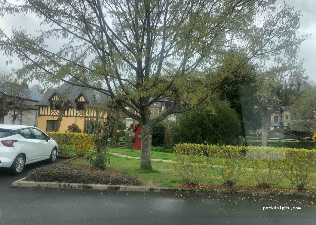 (27300) Bernay - 24 Rue Guillaume de la Tremblaye — foto